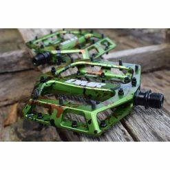DMR Vault Limited Edition Pedal -Promos Pédales et pièces Boutique DMR Liquid Camo Pedal Feature 5
